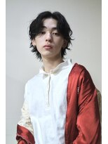 ブークル(boucle)&nbsp;センターパートウルフ　緩めパーマ