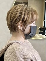 ミルシェ(MILSHE)&nbsp;丸みショートカット/大人可愛い/脱白髪染め　【豊中・岡町】