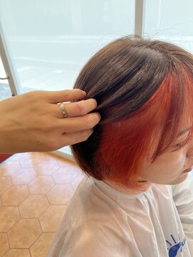 アズール 草加(azule) インナーカラー　イヤリングカラー　オレンジ