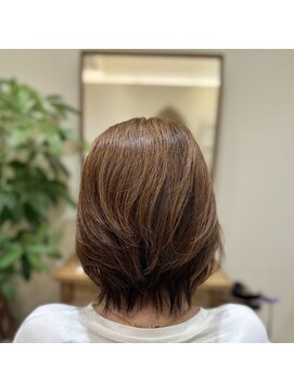 ティアム(Tiam) くせ毛対応　レイヤーボブ