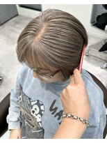 ジービージー前橋ミュグ(GBG前橋mugu)&nbsp;くびれショートボブ40代50代グレイカラー白髪染め白髪ぼかし