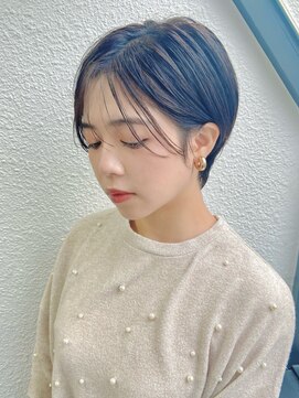 ナツヤ(NATSUYA) 前髪ありショートヘア大人ひし形ショートヘア