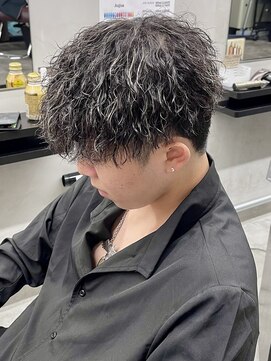 ガイ ラタン ウエスト(GUY lattan west) MEN’S HAIR/ホワイトメッシュ/ツイストスパイラルパーマ/松戸駅