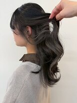 エトレ(etore)&nbsp;透明感インナーカラー/ダークアッシュ/レイヤーカット