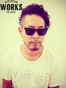 ワークス ヘアデザイン(WORKS HAIR DESIGN) メンズ刈り上げツーブロックスパイラルパーマ