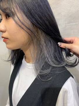 ロア 福岡天神本店(LORE) インナーカラー /ブルー×シルバー/nana