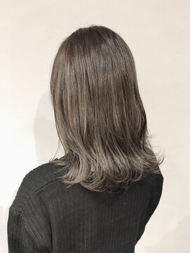 ブルー(BLUE) 《Blue》#スモーキーグレージュ#カーキアッシュ#ラフ髪