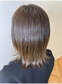 髪質改善トリートメント_マロンベージュ Aラインボブ かきあげ