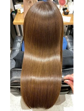 ライフ(LIFE) 髪質改善ヘアエステ/縮毛矯正/ストレート/イメチェン/フェミニン