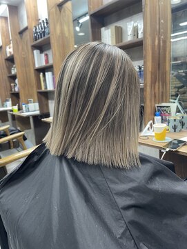 ラフ(LAFF) #バレイヤージュ#グレージュカラー#ボブウルフ#ココアベージュ