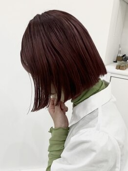 アロヘアー(Alo hair)の写真/【うねり/くせが気になる方】 ダメージ毛でも安心してストレートを実感できる☆彡 《ツヤ感 /ナチュラル》