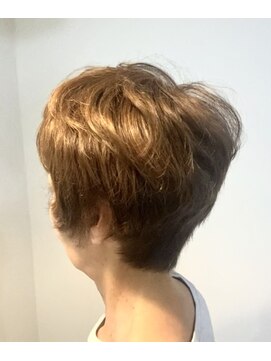 アナログノイ(analog noi) 50代60代むけ　ショートハイライト