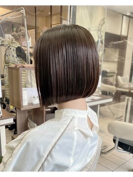 アッシュ 横浜西口店(Ash) ストレートボブ