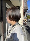 ショートボブ