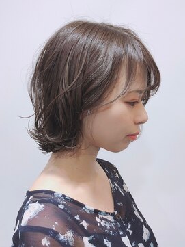 ニュイ 高槻 阪急茨木店(nui) 黒髪ボブルフネビージュ小顔ワンレンスペインカール