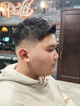 スリーセント 栄(3/cent) フェザーアップ/スキンフェード/フェードカット