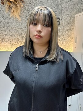 オプス 大名店(Ops) ミルクティー×ブラックのデザインカラー