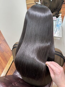 美髪縮毛矯正（12/8）
