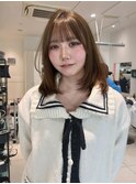 ふわっと♪medium layer【会話控えめ美容師Runa】