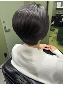 ショートボブ