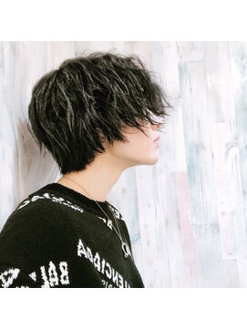 シン(syn) イメチェンスマートマッシュグランジショートネープ刈り上げ