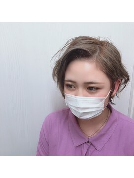 ヘアーメイク ラウラ(Hair+Make RauRa) シアーベージュ