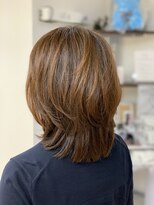 クオリス 上板橋店(QUALIS) 30代40台50代 大人女子ひし形くびれミディアムレイヤー 小顔