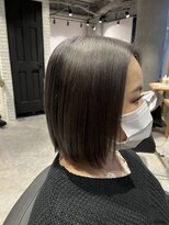 リーオオサカ(Lee Osaka)&nbsp;アッシュベージュ×ボブ