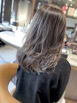 リバレッジ 広尾(Leverage)&nbsp;大人ラフなレイヤーカット【広尾、恵比寿】担当:尾上