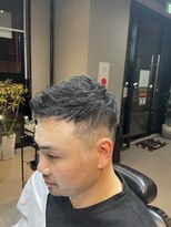 ニーキュウヨン バーバーズストア(294 BARBER's Store) フェード×フェザーアップ