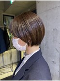 ショートボブ