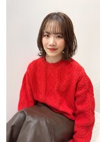 ノアル(NOAHL)&nbsp;ミディアム/外ハネ/シースルー/ベージュ/グレージュ/透明感