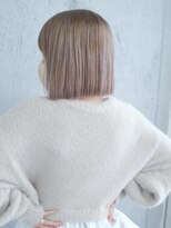 マリアナ(Mariana)&nbsp;ハイライトショートヘアレイヤーカットダブルカラー