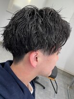 フゥ 宇都宮(FeU)&nbsp;波巻きパーマメンズパーマメンズヘアツーブロックツイストパーマ