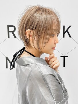 ハルキミナト ジャパン ヨコハマ(HARUKI MINATO japan YOKOHAMA) くびれショート/レイヤー/アンブレラカラー20代30代40代