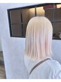 ホワイトベージュ