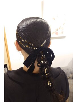 ヘアコレクション アンジュ(Hair collection Unge) 編み下ろしヘア