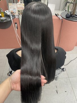 キャラハーフ 池袋東口店(KYARA HALF) 【MIFA】地毛風カラー/重めミディアム/艶感/ナチュラル