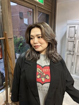 キュリオ(CURIO) コントラスト感が可愛いハイライトカラー☆