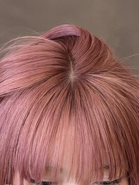 ボコカ(bococa) 【Vicky指名】ペールピンクベージュブリーチカラーボブ