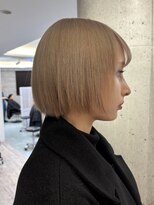 ハイトーンボブミルクティーベージュピンクベージュダブルカラー