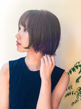 カミビトグロウ(kamibito glow)の写真/髪が変われば、印象も変わる。こだわり抜いたトリートメントを使用し、艶で魅せる大人の美髪へ。[赤羽]