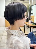 パチっとマッシュショート暗めカラー
