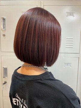 アヴェリー(avely) ミニボブ/ショートボブ/大人可愛い/髪質改善/シースルーバング