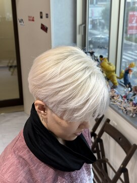 クール 大和八木駅前店(Coeur) 奈良/橿原/大和八木/ホワイトブロンド MEN'S HAIR