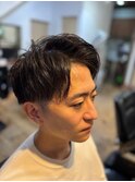 刈り上げセンターパート　ツーブロック×ショート＜メンズ＞