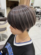 アッシュ 豊田店(Ash) コントラストハイライト/ショートボブ/イルミナカラー