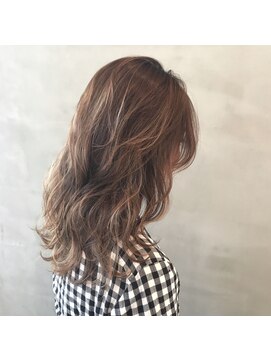 リリ(Riri) コントラストハイライト