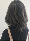 秋グレージュ ローライト 大人ヘアー