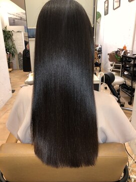 アコンプリッシュ 代官山 恵比寿(accomplish) プラチナミネコラ